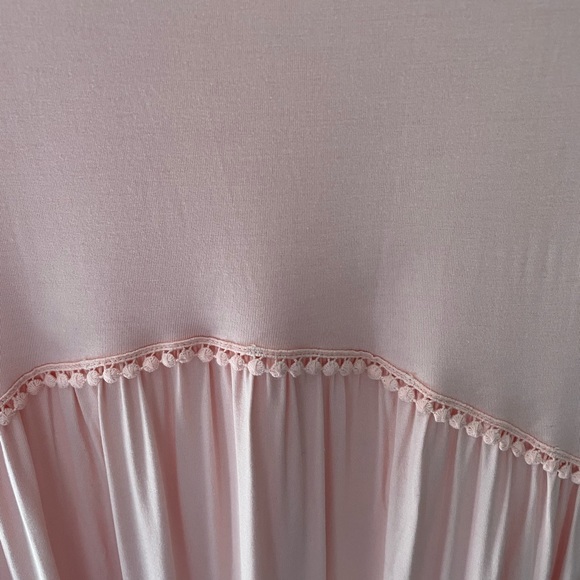 NWOT Pink Blush Maternity Dress - Picture 2 of 3